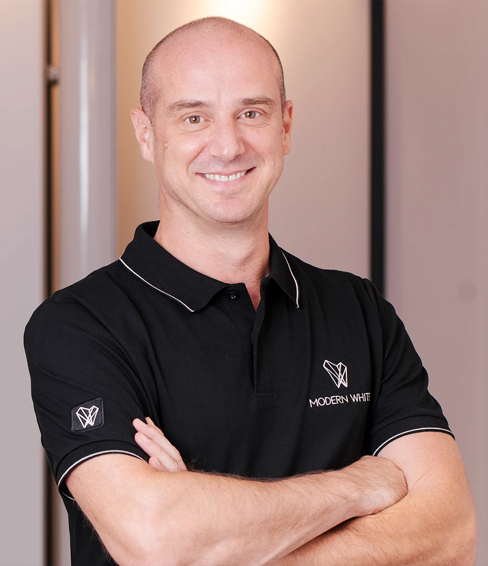 Ozan Sahinbas - ModernWhite - Zahnarzt in Duisburg